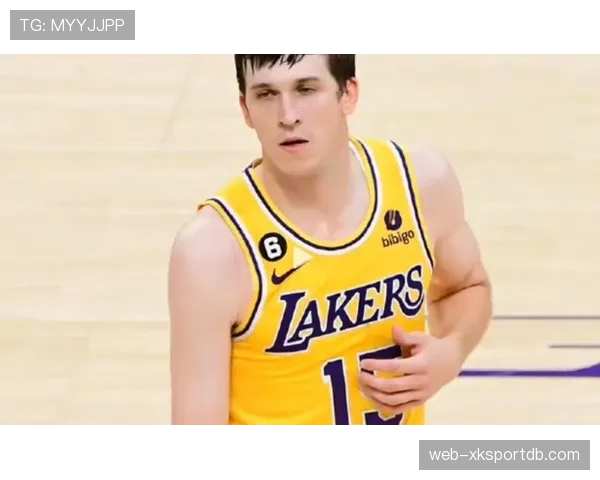 库明加突破制造空档提升投篮效率，助力球队攻防转换加速