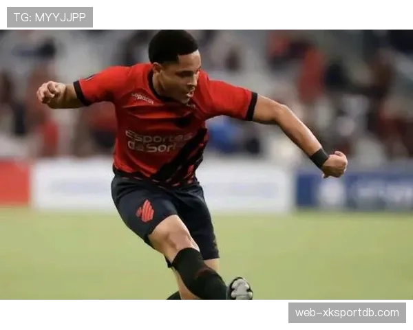 恩德里克在不同战术体系中的角色适配分析